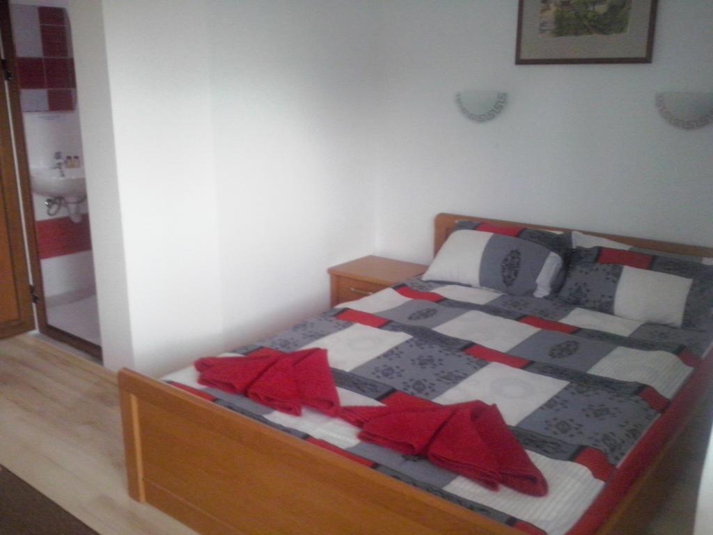 Guest House Friends Emen Zimmer foto